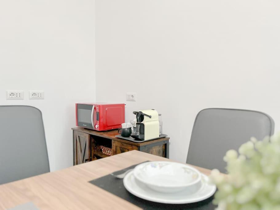 Free Parking - Elegante Casa Con Wifi -Smarttv Apartman Savona Kültér fotó